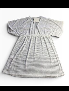 Jordan Taylor white lightweight swim cover up size Large NWT